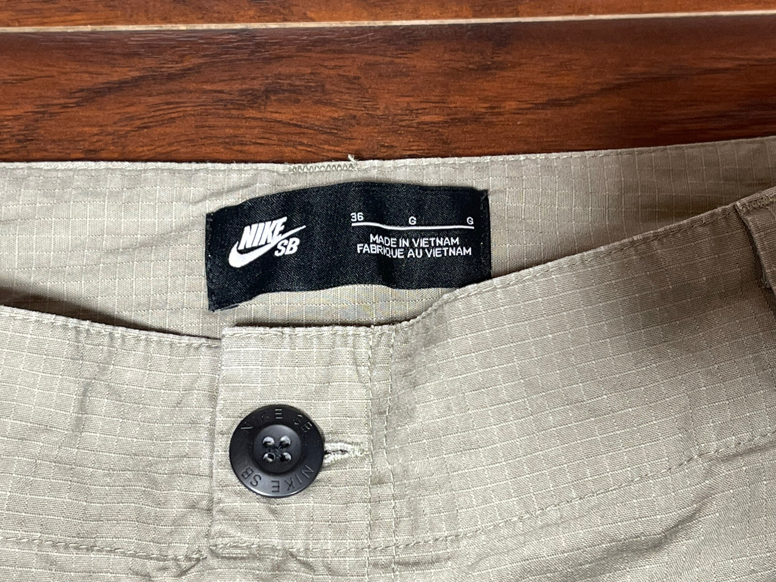 Nike SB Skate Cargo Shorts Ripstop Fabric Gray Men’s … Gem