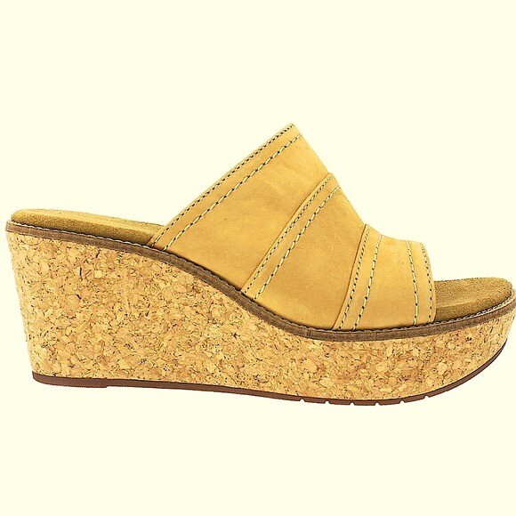 Clarks Aisley Lily Platform Light Tan Nubuck Womens sandals size