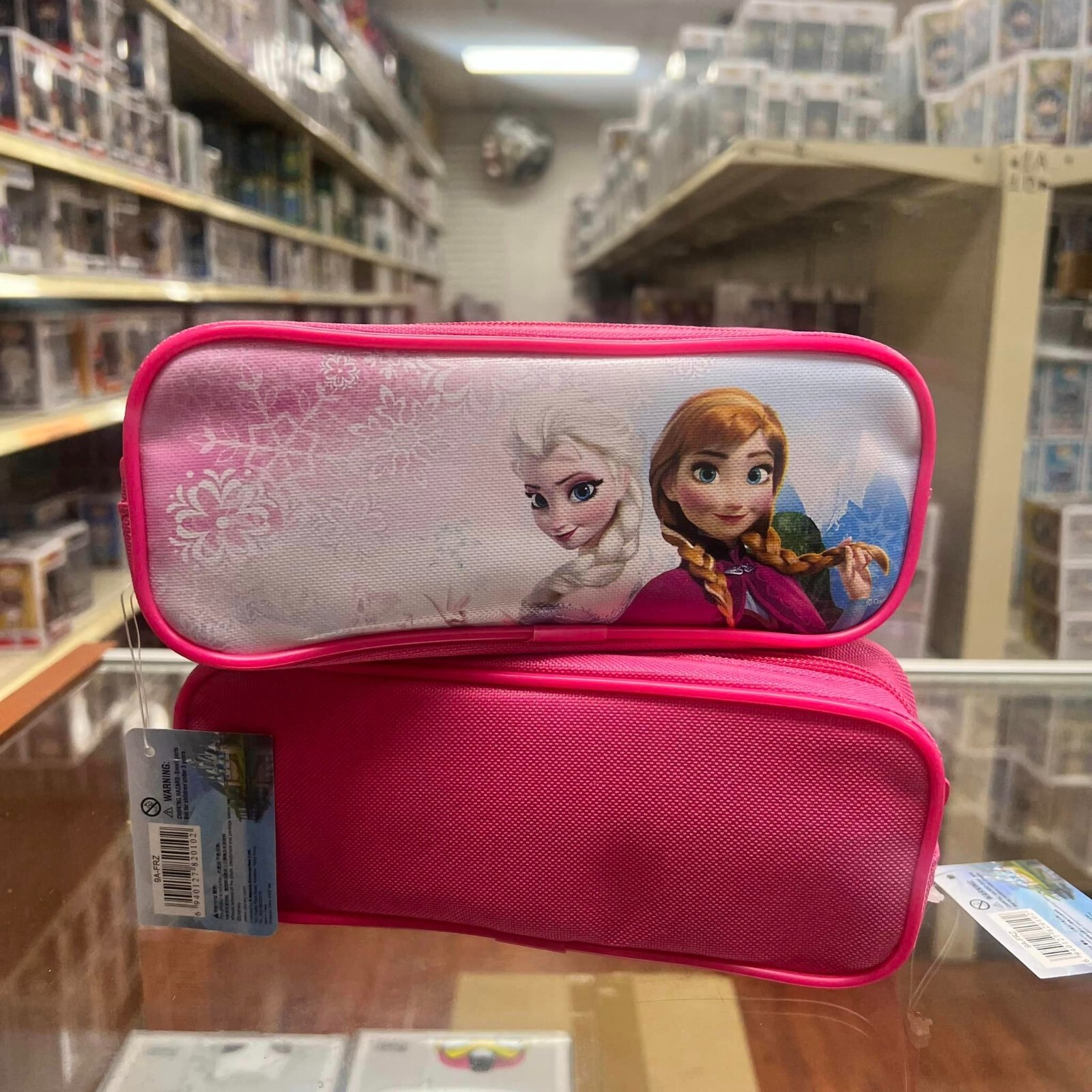 Case Pouch (pink) Approximate Size: 8.0" X 3.0" X 2.0"