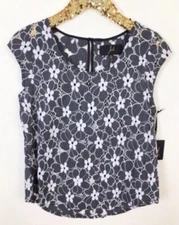 𝅺NWT Jack BB Dakota Sheer Floral Lace Cap Sleeve Blouse Top Black White Size XS