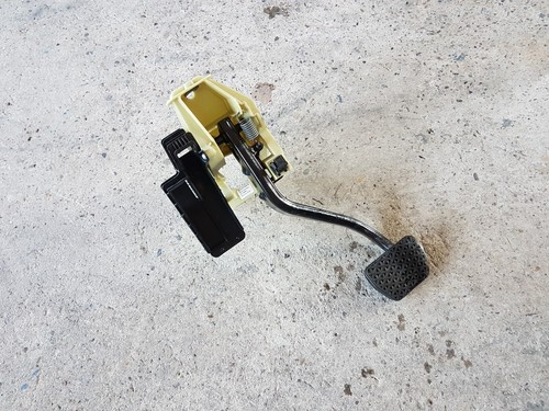 BMW 5er F10 F11 Fußhebelwerk Bremspedal Automatikgetriebe 6775368