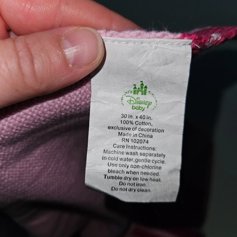 Cobertor de bebê Disney Baby Minnie Mouse malha rosa Lovey 30x40 - Imagem 2 de 4