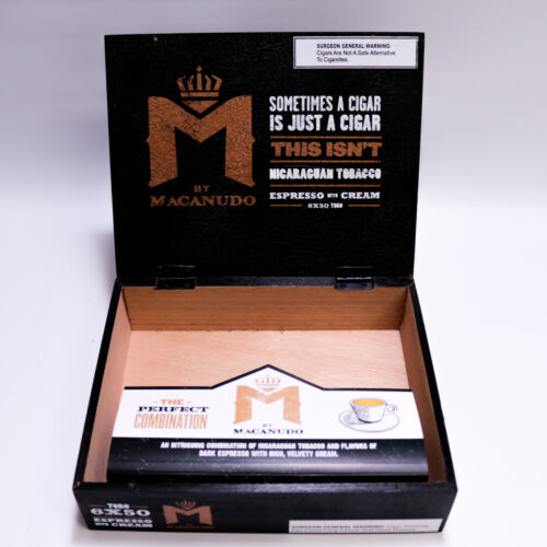 Caja de cigarros de madera vacía Macanudo Toro 6 x 50 espresso y crema 8,25" x 6,75" x 2,25 - Imagen 4 de 9