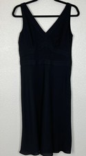 ANN TAYLOR Black 100% Silk V Neck Sleeveless Dress Size 4
