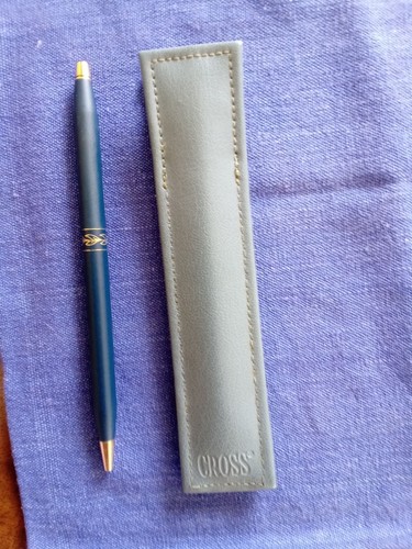Womens BLUE Cross Pen With Pouch - 第 2/4 張圖片