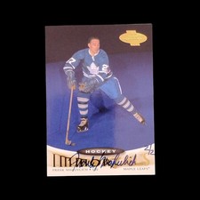 2004 UD Legendary Signatures Hockey Buyback Autograph /2 Frank Mahovlich