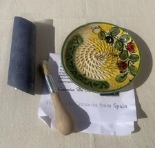 New Ceramic Garlic Grater Hand Painted In Spain With Brush