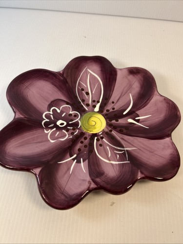 PIER 1 IMPORTS “ LILY” HAND PAINTED EARTHENWARE Plate - Picture 6 of 12