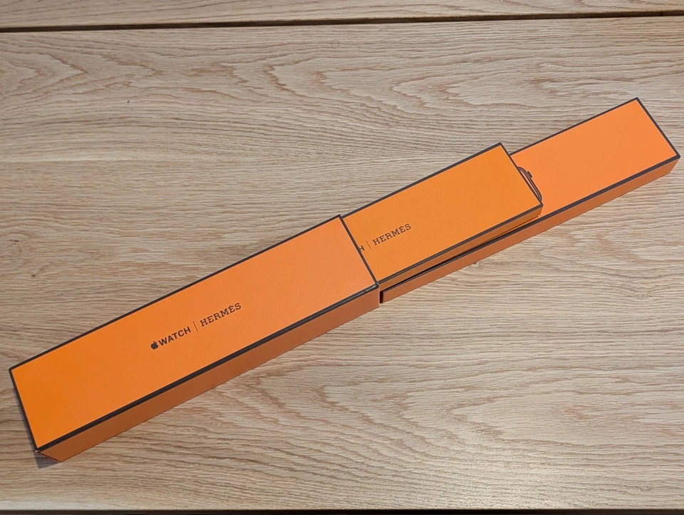 Apple Watch Series 8 Hermes 41MM Stainless Steel Original Lederband u Sportband - Bild 4 von 4