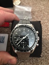 Mint 2025 OMEGA Speedmaster Moonwatch Sapphire Full Set 310.30.42.50.01.002 3