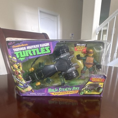 Playmates TMNT Ninja Stealth Bike Playset with Stealth Ninja Raph