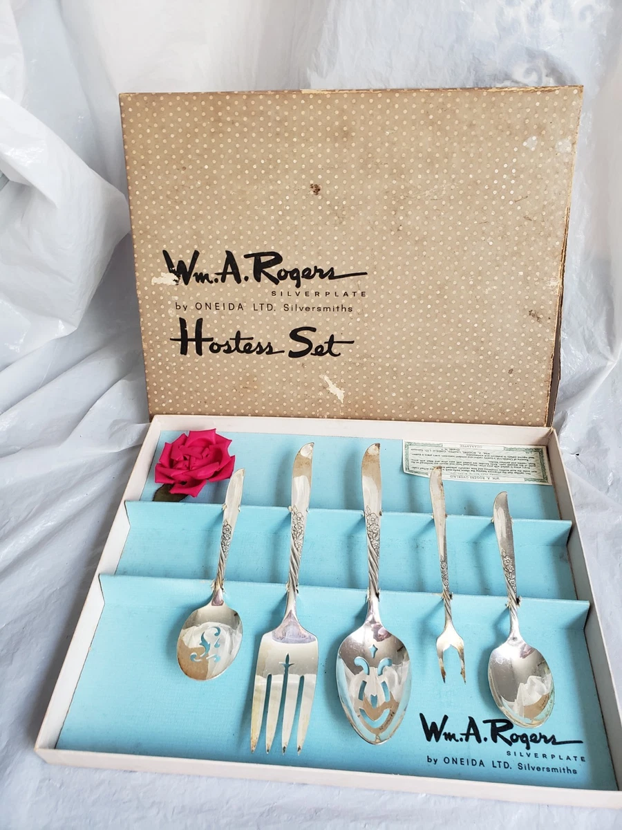 Wm. Rogers A Hostess Set Antique US Silver-Plated Flatware for