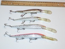 Lot of 4 Rebel Spoonbill Minnow Crankbait Lures Clown Pink Purple