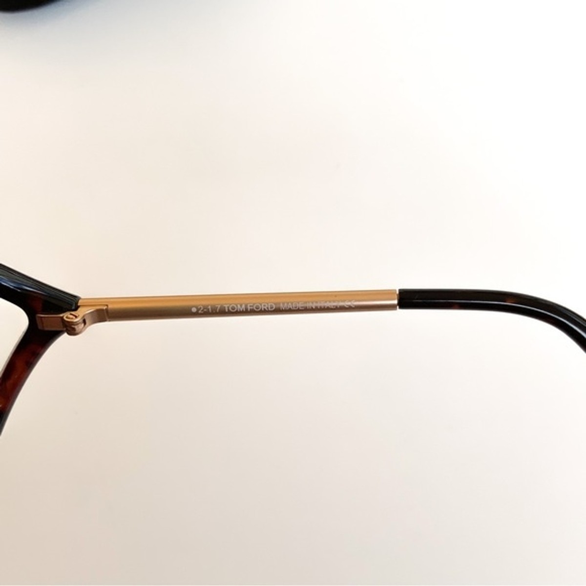 New Tom Ford Liora TF528 52Z  Havana Brown Oversized Women Sunglasses Authentic Amazon.com: Tom Ford Elsa Brown Cat Eye Ladies Sunglasses  main image 4