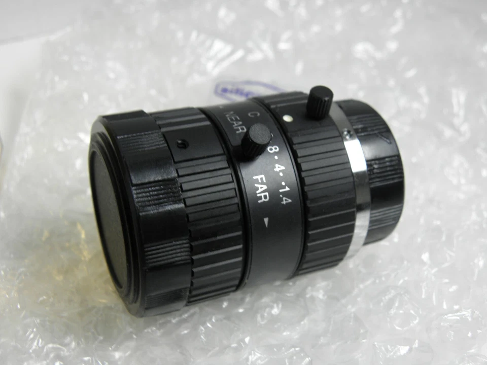 Computar Mega Pixel M2514-MP f=25mm F1.4 CCD Lens - Image 2 of 3