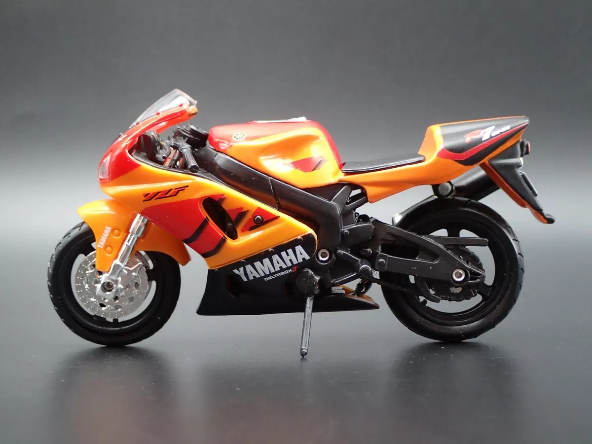 moto miniature yamaha YZF R7 - vehicules-radiocommandes-miniatures