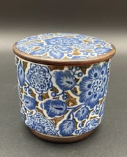 VTG TAKAHASHI HAND PAINTED TRINKET BOX COBALT BLUE WHITE # 94103