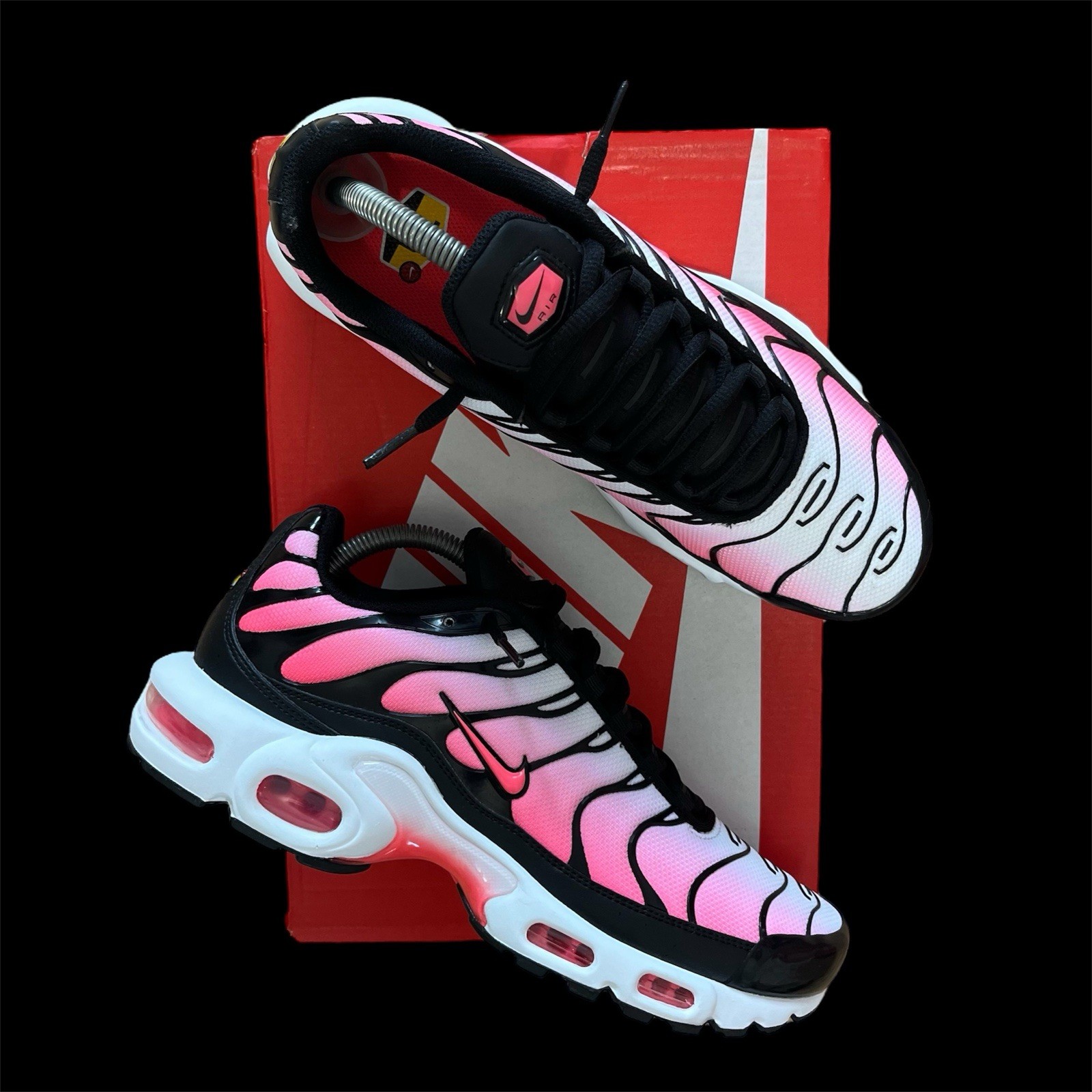 NIKE TN AIR MAX PLUS | HOT PUNCH | UK SIZE 7.5 | DZ3670-002 | BRAND NEW | image 5