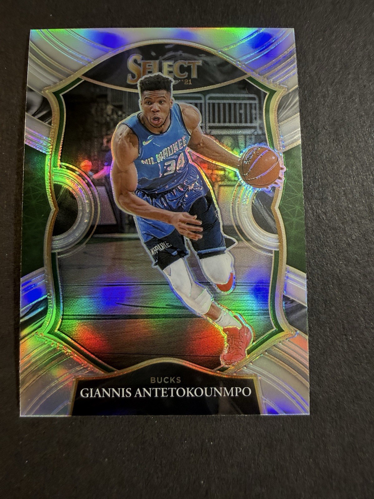 2020-21 Select Giannis Antetokounmpo Concourse Silver Prizm #54 Bucks