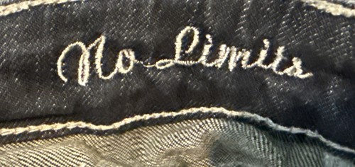Cowgirl Tuff No Limits Bootcut Jeans 27x31 Dark Stretch Denim Thick Stitch - Picture 9 of 12
