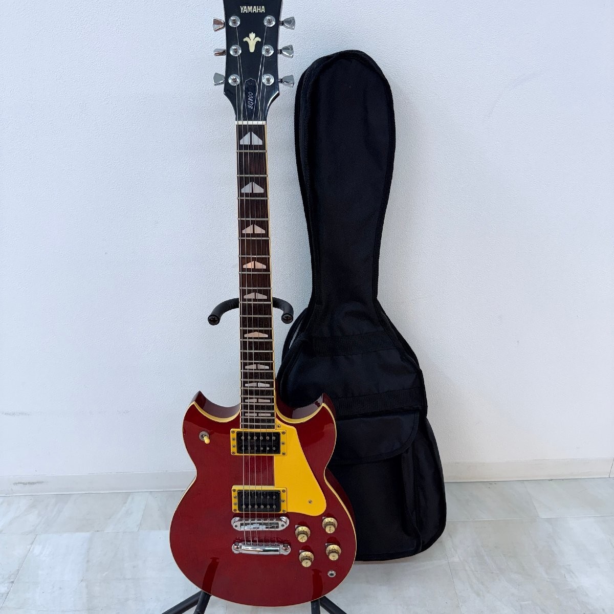 Electric Guitar Yamaha SG800 SG Series Double Cutaway Cherry Red