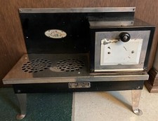 Vintage Black And White Metal 1930s Empco Metal Ware Corp Toy Miniature Stove