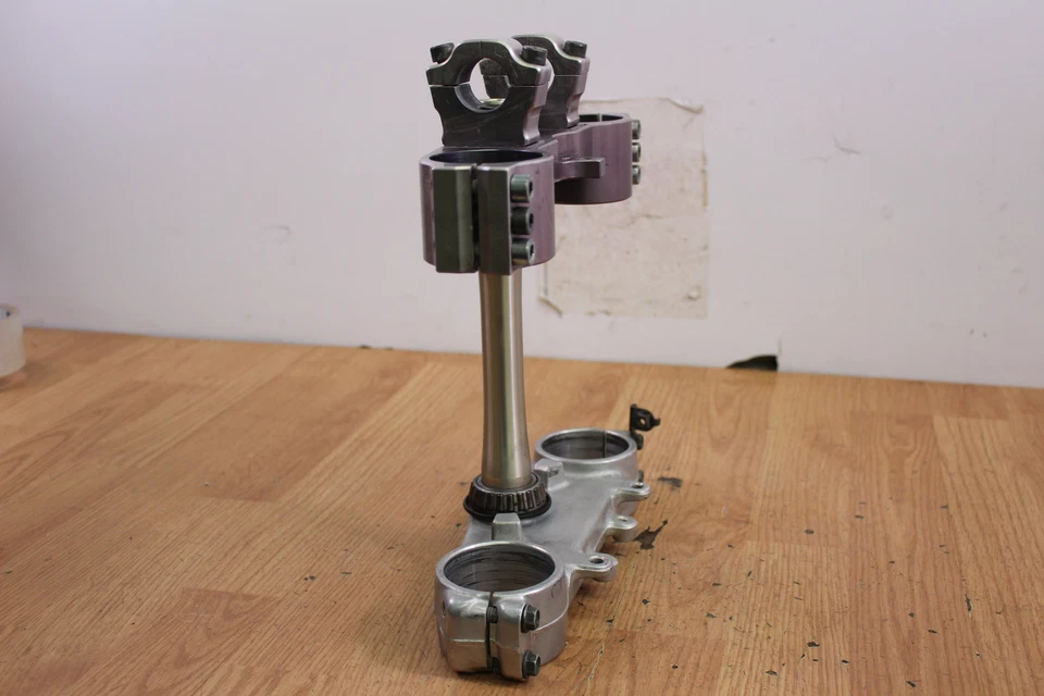 Yamaha YZ250F LONGHORN 2003 Billet abrazaderas triples ajustables/árboles Foto 3 de 4