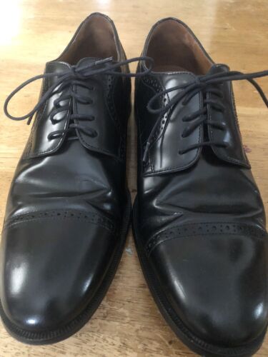 Johnston and Murphy Cap Toe shoes 11.5 Black