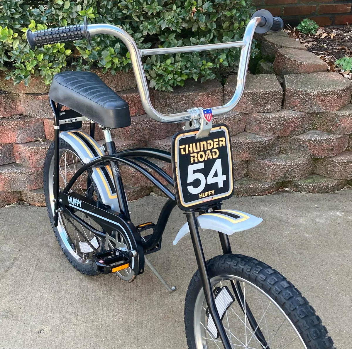 Huffy thunder 2024 road bike