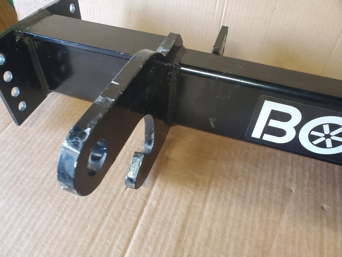 boss114 BOSS Snowrator ZX4 Plow & De-Icer Ride-On Honda GX390 20 gal