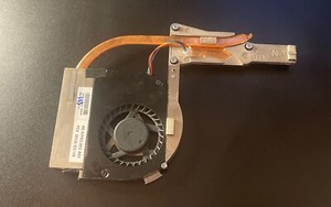 Kühler Heatsink Lüfter Fan aus Notebook Medion E6214