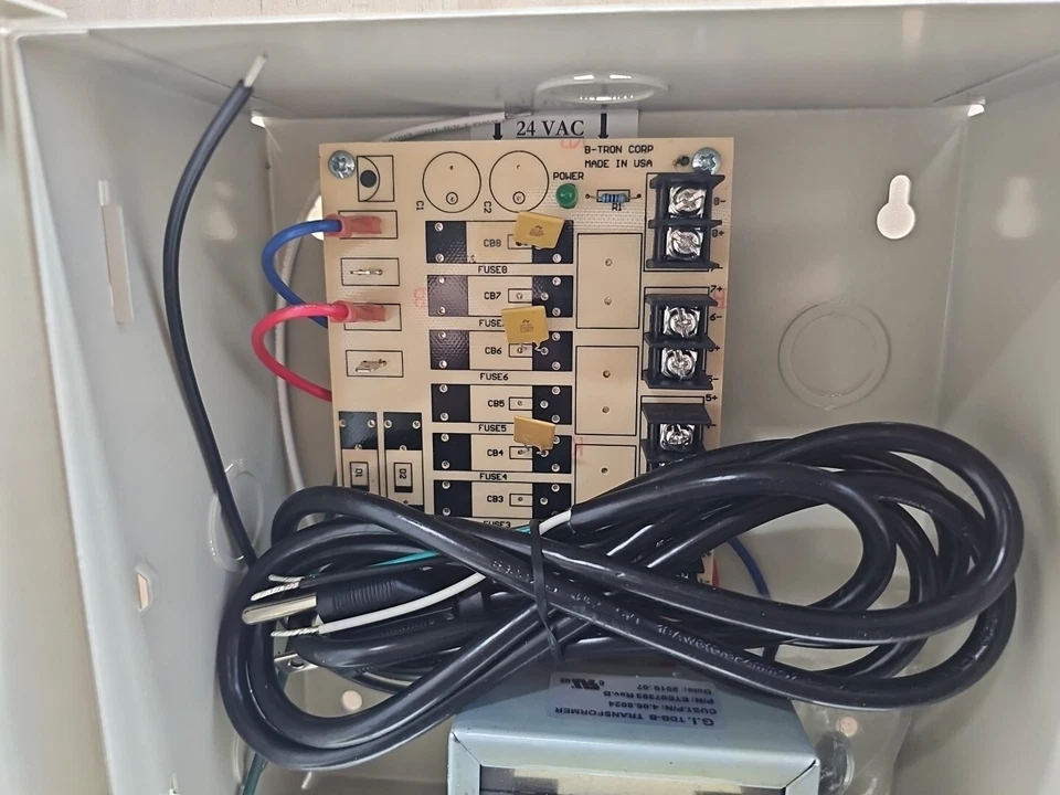 Unidad de fuente de alimentación EverFocus AC4-1-2UL Foto 3 de 4