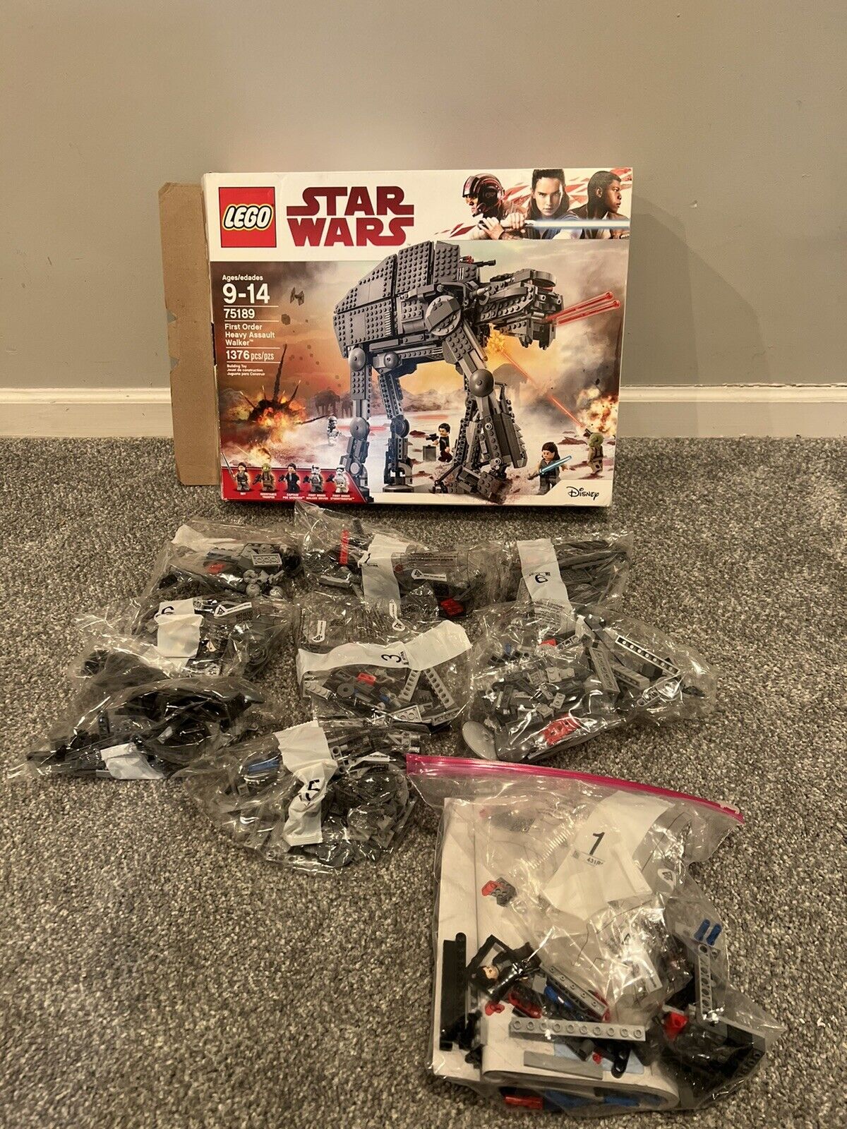 Lego 2017 STAR WARS First Order Heavy Assault Walker (75189)