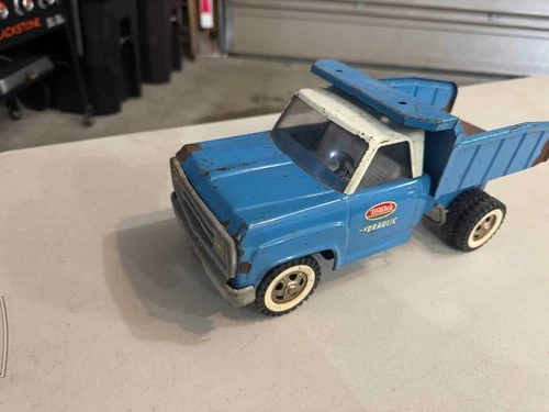 Vintage 1960s Tonka Hydraulic Blue Dump Truck, Pressed Steel