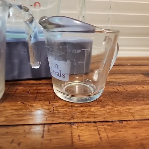 2 PYREX Measuring Cups: 4C & 2C Glass Red Cap Letters + Anchor Hocking ...