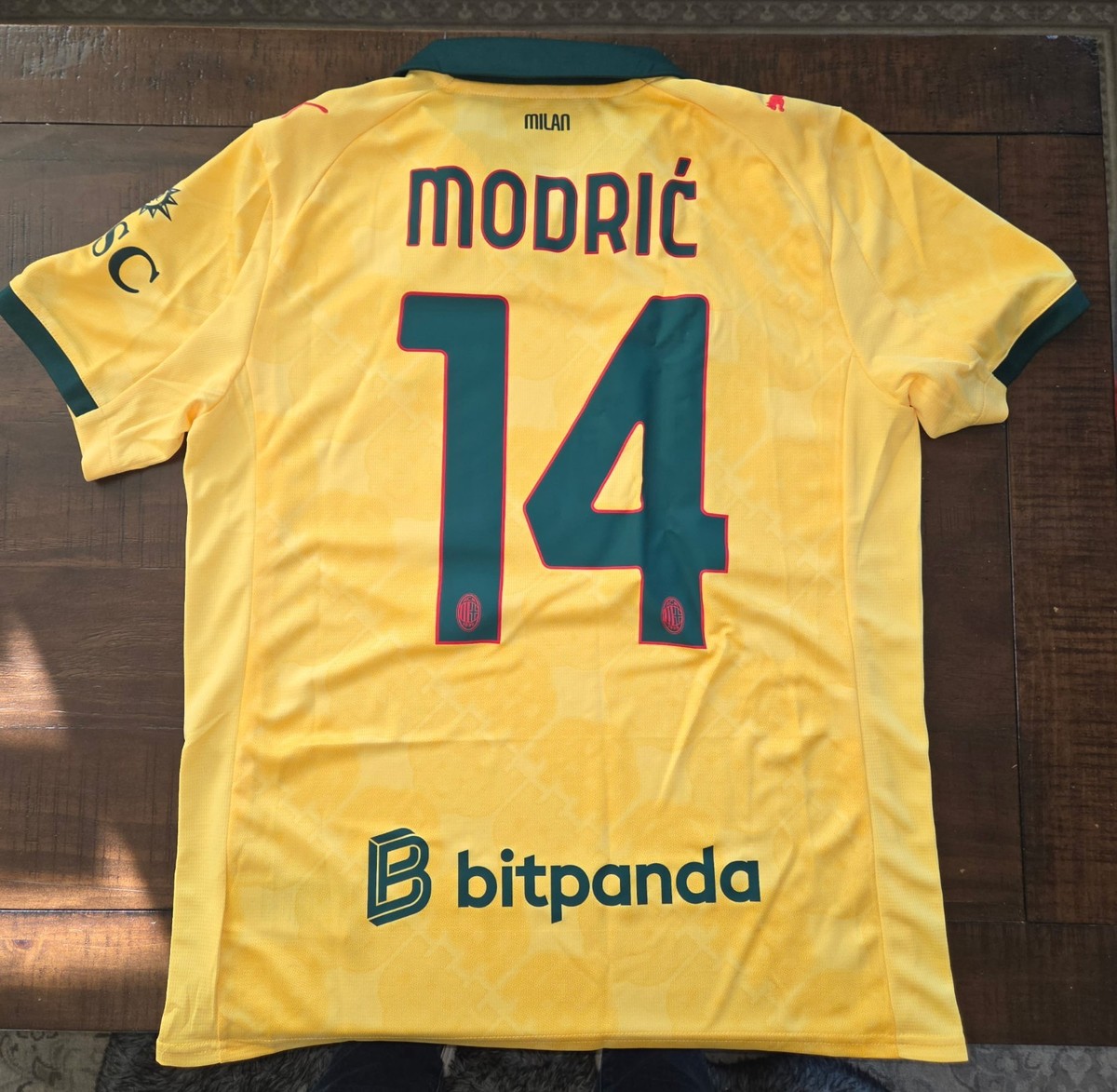 Men's Puma 25/26 Luka Modric #14 AC Milan Third Jersey, Yellow