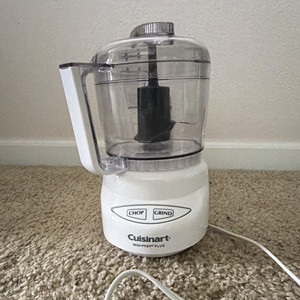 Cuisinart Mini-Prep Plus 3-Cup 250W Mini Food Processor White DLC-2A 2-Speed
