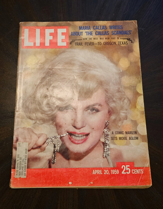 LIFE Magazine Marilyn Monroe Cover Illustrated April 20, 1959 Weekly Issue