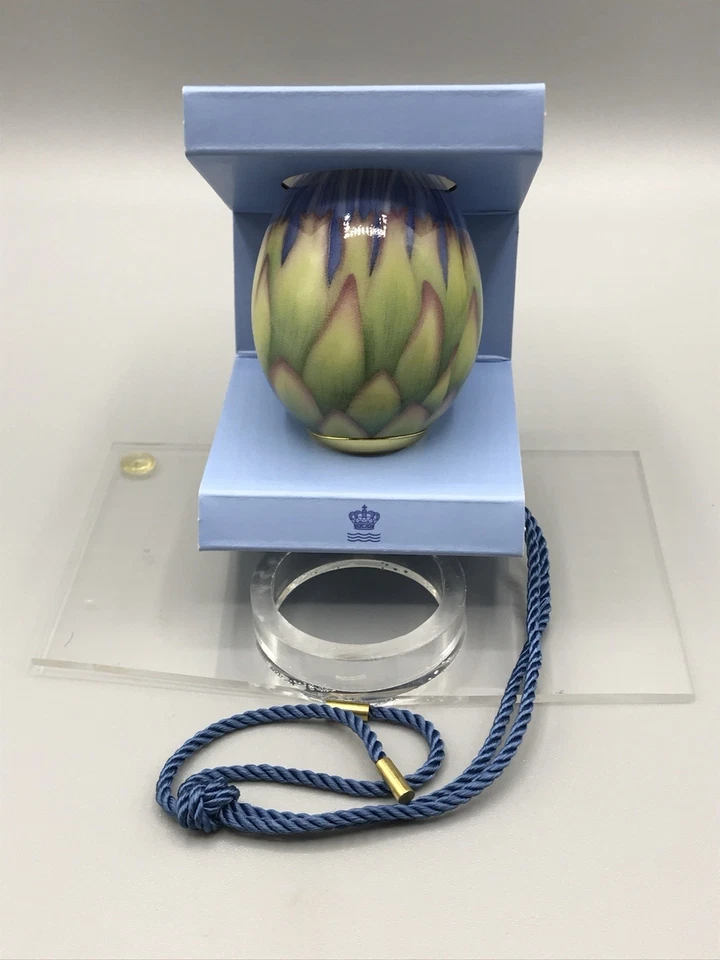 Royal Copenhagen Porzellan Osterei Ei OVP Osterstrauß Spring Collection 2024 - Bild 2 von 4