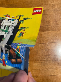 Lego - Castle - 6077 - Forestmen's River Fortress - 100% Complete - Instructions