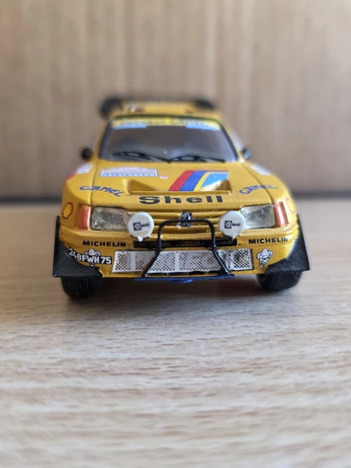 1/43 Provence Moulage - Kit Monté - Peugeot 205 Turbo 16 - Paris Dakar 1987 - Photo 2/4