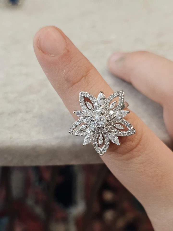 LOTE DE 3 Anillos Talla 8 Y 8.5, Perla, Zafiro Y Blanco ALTO BRILLO Y CALIDAD Foto 2 de 4