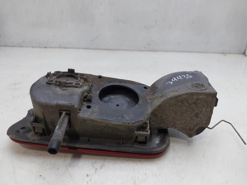 8200073451 Tapa Exterior Combustible para RENAULT MEGANE II BERLINA 5P 8704592 - Imagen 3 de 9