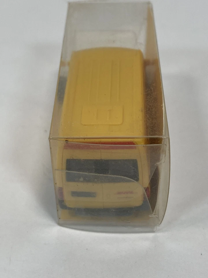 Rietze Automodelle Ford Transit Cargo DHL Truck 1:87 Yellow - Image 3 of 4