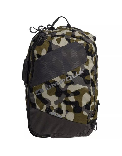 Umpqua Steamboat 1200 ZS Camo Fly 