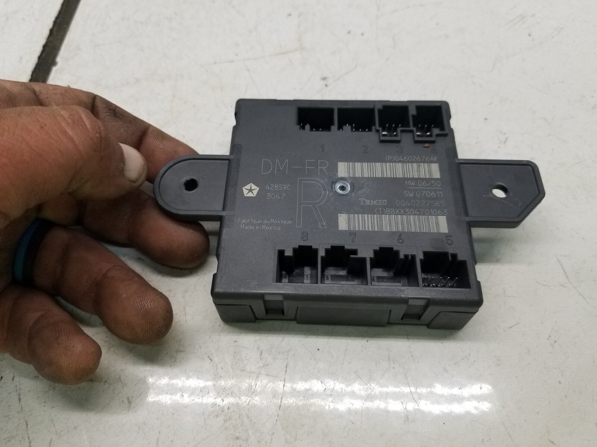 2008 JEEP LIBERTY FRONT RIGHT PASSENGER SIDE DOOR MODULE