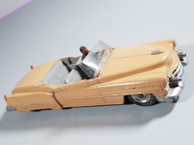 Cadillac Eldorado Cabrio Dinky Toys 1/43