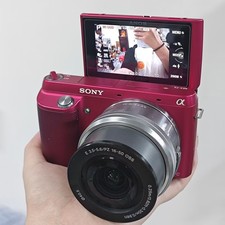 Sony NEX-F3 16.1MP Mirroless Digital Camera  16-50mm Lens 180  Flip Screen Pink