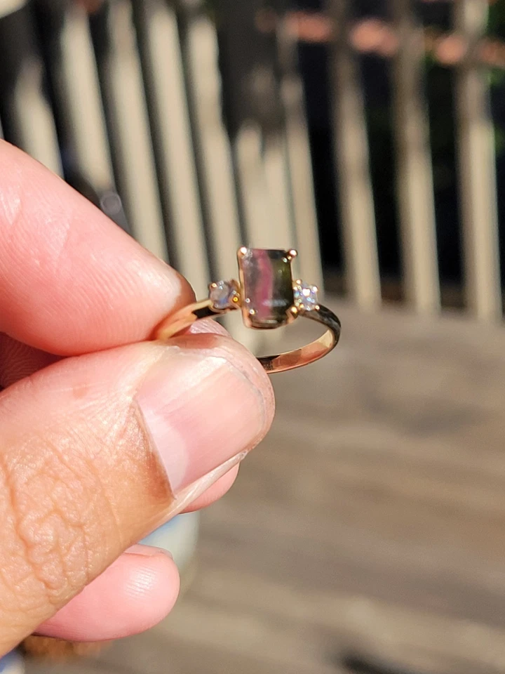 Anillo de Turmalina y Diamantes Sandía Natural Oro Amarillo 14k SIN RESERVA Foto 2 de 4