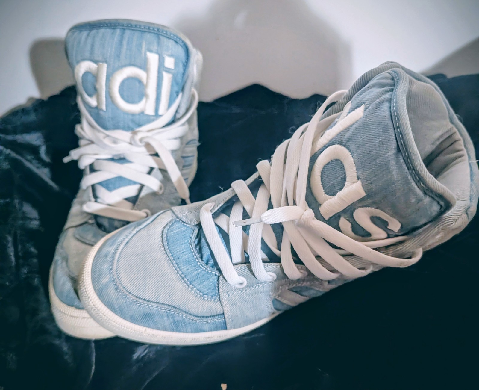 Adidas Originals x Jeremy Scott Instinct Hi Denim Sneakers R